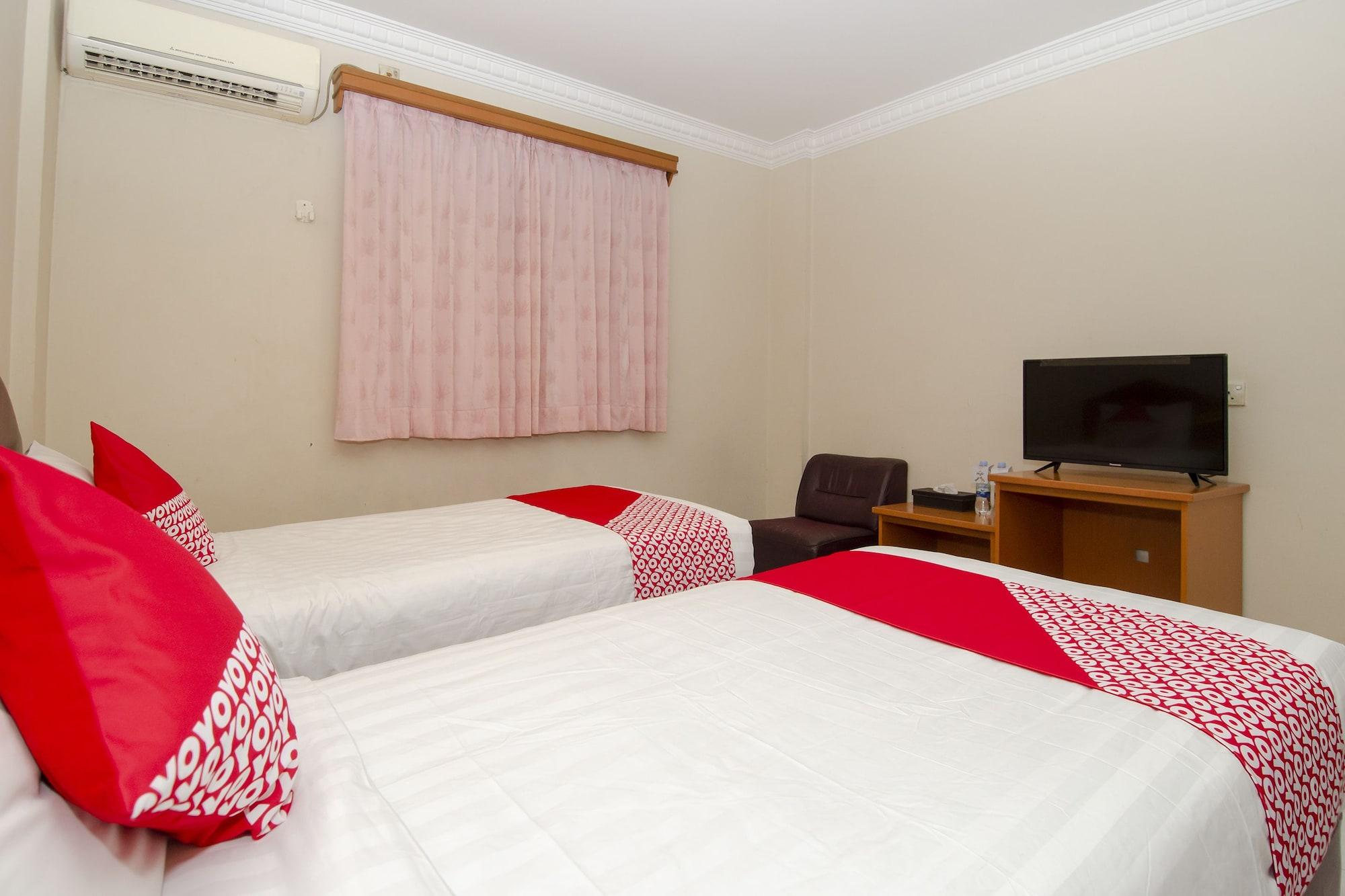 Halim Hotel Tanjung Pinang Exterior photo